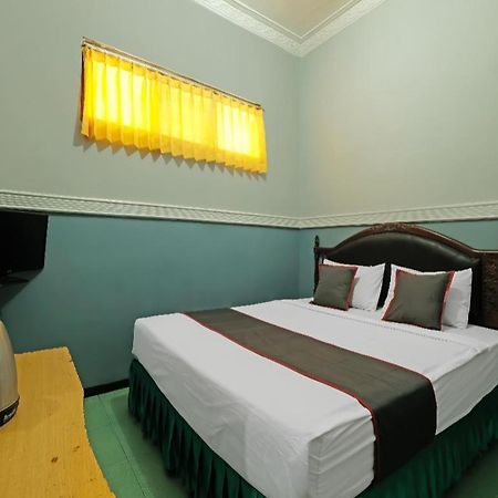 Collection O 91914 Hotel Citra Dewi 2 Int'S Семаранг Екстериор снимка