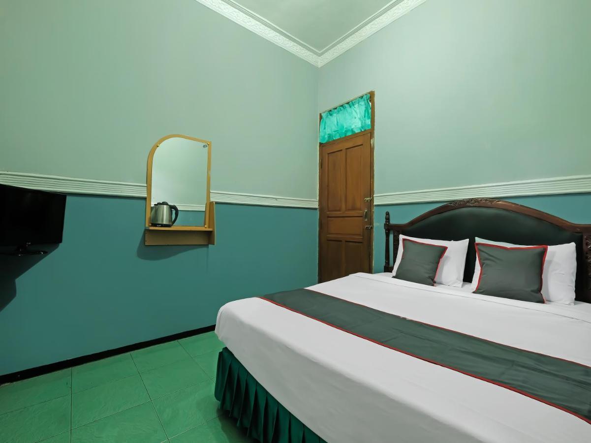Collection O 91914 Hotel Citra Dewi 2 Int'S Семаранг Екстериор снимка