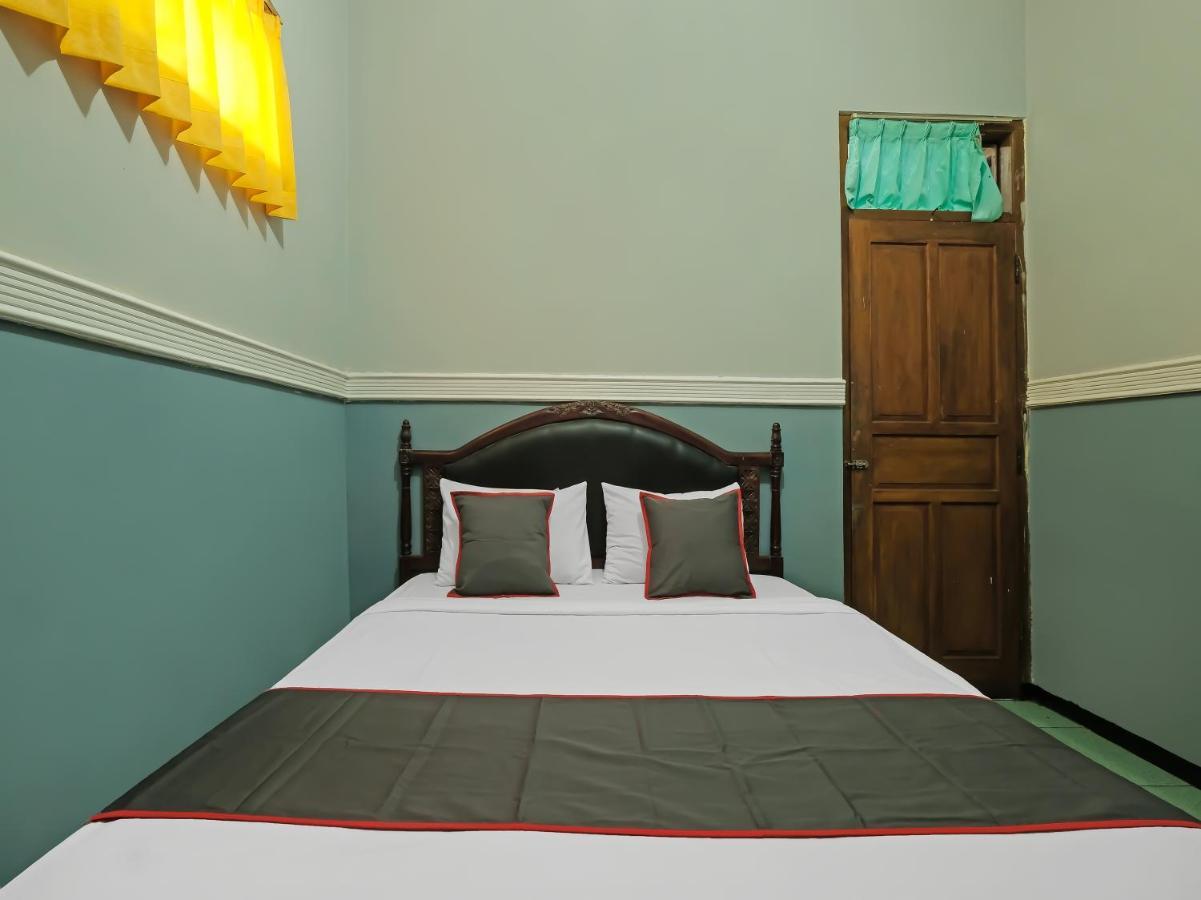 Collection O 91914 Hotel Citra Dewi 2 Int'S Семаранг Екстериор снимка